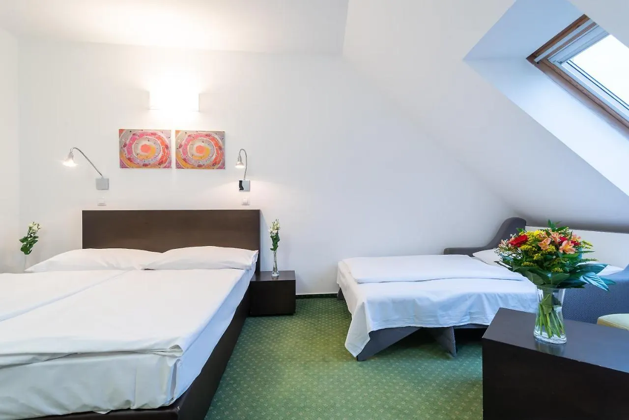 Hotel Vitkov Praha 4*,  Česká republika