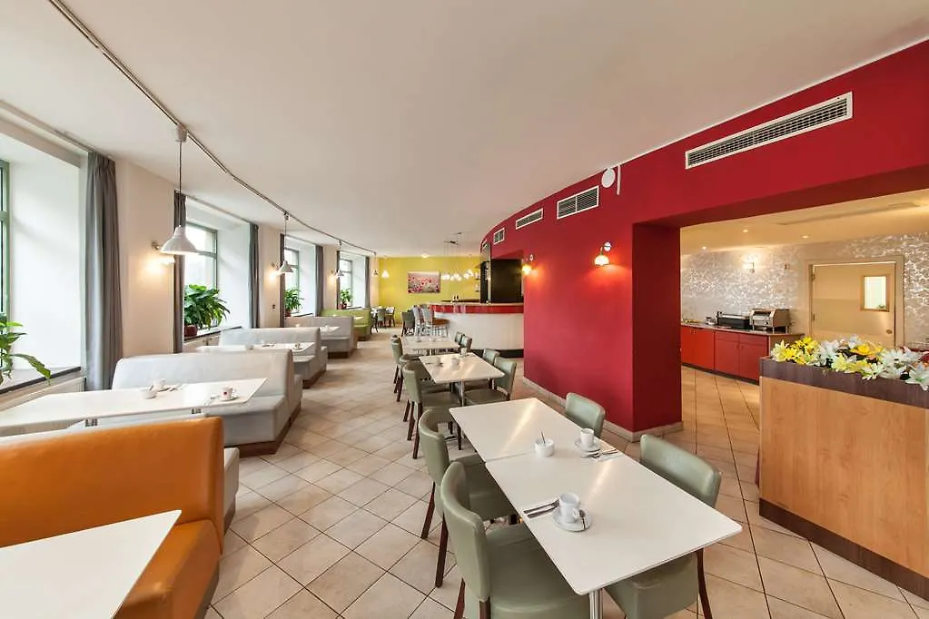 Hotel Vitkov Praha 4*,