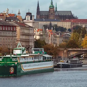 3* Hotel na wodzie Admiral