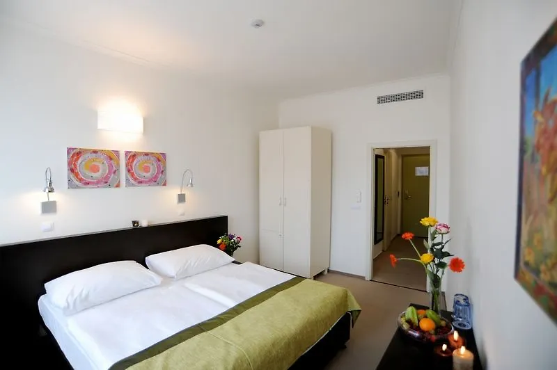 ****  Hotel Vitkov Prag Çek Cumhuriyeti